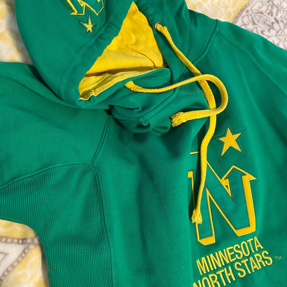 MN North Stars hockey sweatshirt
